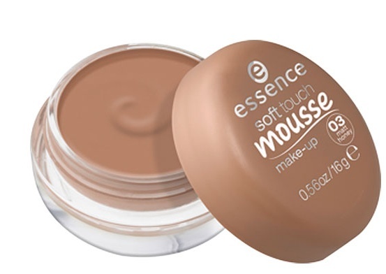 Essence Soft Touch Mousse Make-Up