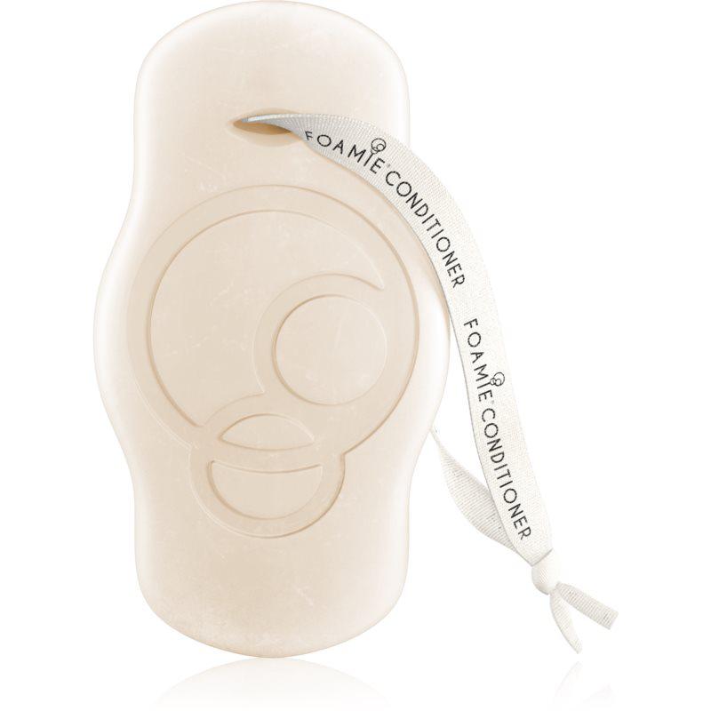 Foamie Shake Your Coconuts tuhý kondicionér pre normálne vlasy 